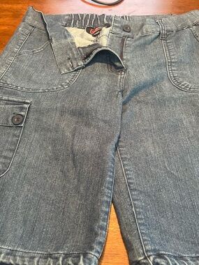 Women's Denim Look Cargo Shorts - Dark Gray Wash